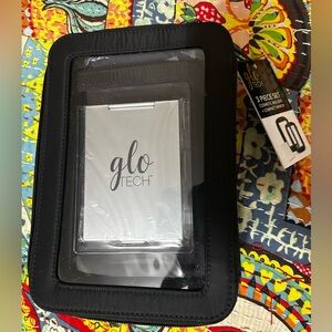 Glo Tech 3-Piece Cosmetic Bag Duo & Compact Mirror – Brand New